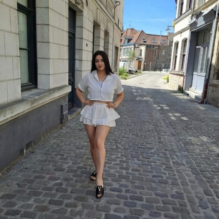 Larisa, Worms