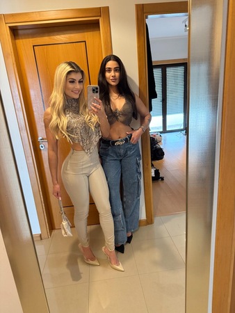 Mia and Susan, München