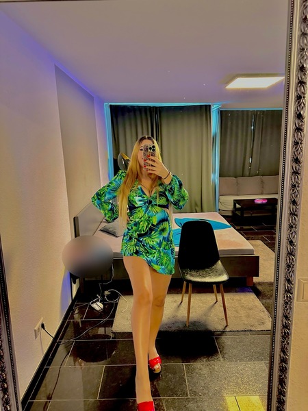 Foto von DIANA- 100% Naturschönheit! Nur 1 Woche da!