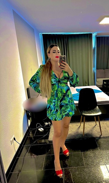 Foto von DIANA- 100% Naturschönheit! Nur 1 Woche da!