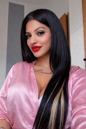 Erika - BRANDNEU, Emden