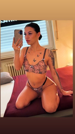 Adelina - NEU, Nürnberg