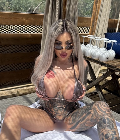 Amy Dirty Av Queen, Frankfurt am Main