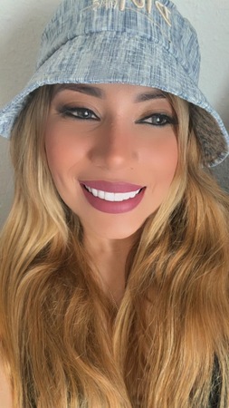 Camilla Hot, Düsseldorf