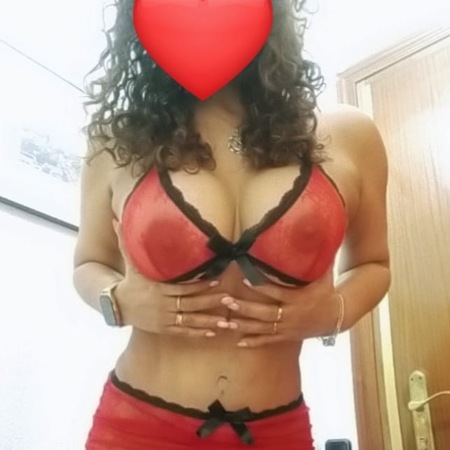 Ganz Neu Alejandra
