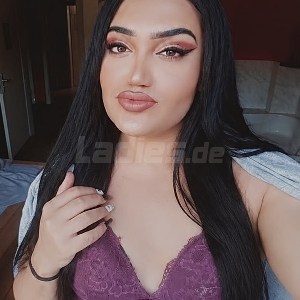 Trans Gloria *Bl*w j*b Königin*