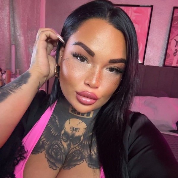 Foto von Deutsche, tätowierte, Curvy Lina- NUR über WA erreichbar!