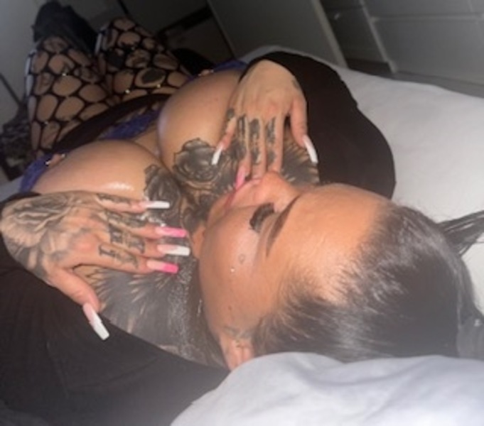 Foto von Deutsche, tätowierte, Curvy Lina- NUR über WA erreichbar!