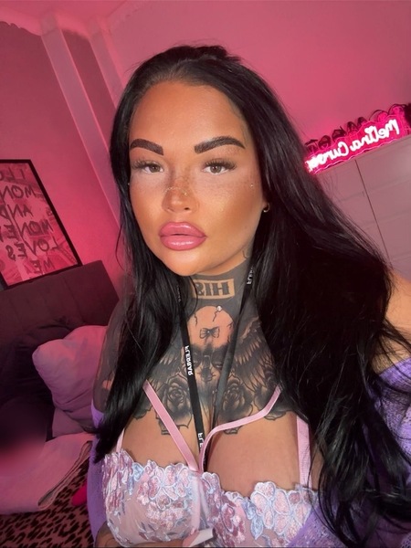 Foto von Deutsche, tätowierte, Curvy Lina- NUR über WA erreichbar!