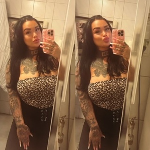 Foto von Deutsche, tätowierte, Curvy Lina- NUR über WA erreichbar!