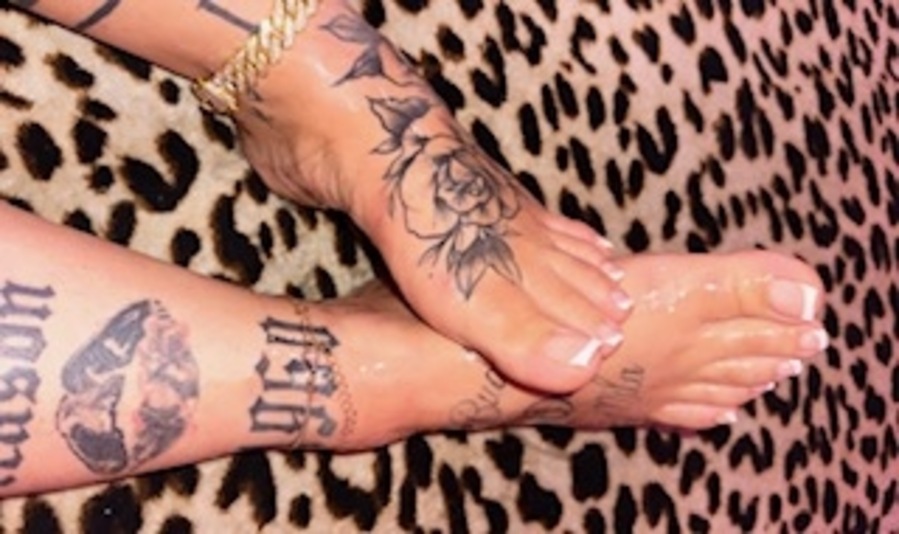 Foto von Deutsche, tätowierte, Curvy Lina- NUR über WA erreichbar!