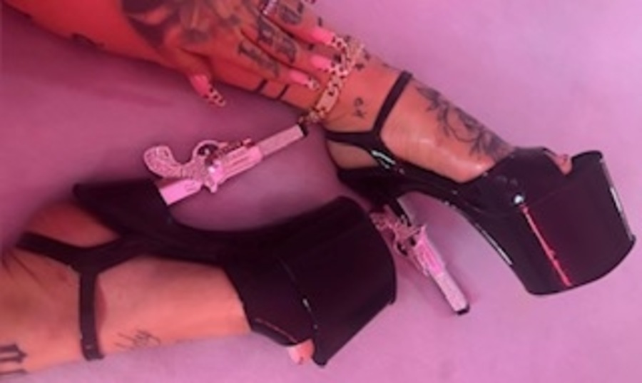 Foto von Deutsche, tätowierte, Curvy Lina- NUR über WA erreichbar!