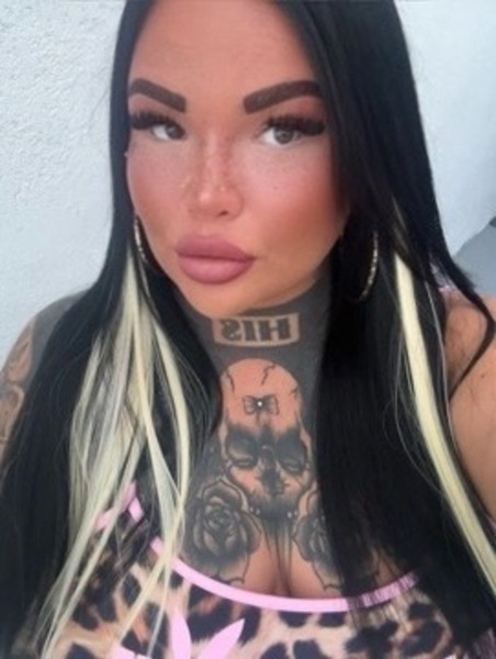 Foto von Deutsche, tätowierte, Curvy Lina- NUR über WA erreichbar!