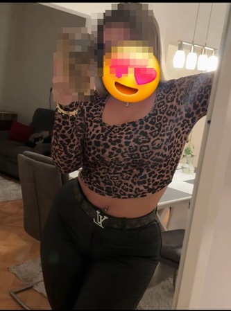 Larissa 100% echt, Bielefeld