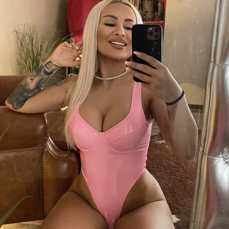 Céline Bilder sind aktuell und 100 % Original, Leer (Ostfriesland)