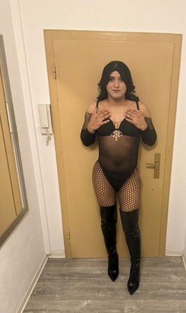 TS Johana Latina, Gera