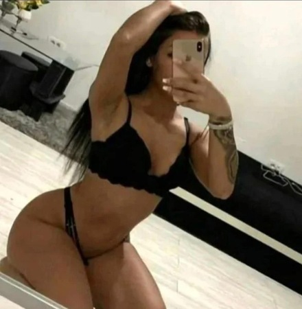 Alessia im Haus65 OG, Ulm