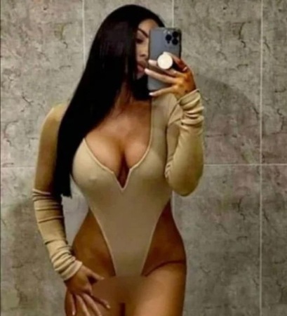 Alessia im Haus65 OG, Ulm