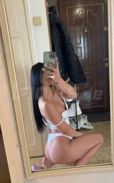 Foto von MELISSA