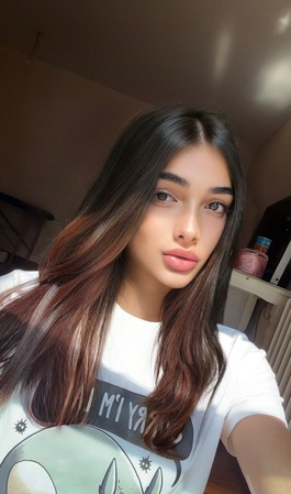 Aria Rivera, Essen