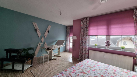 Selena Hotelbesuche! im Casa Bella 3, Leipzig