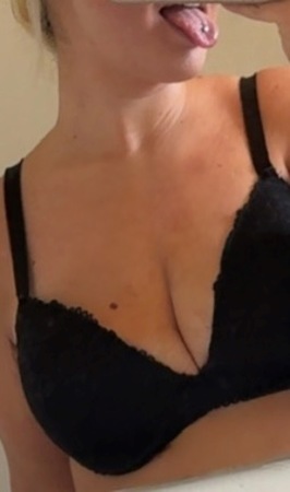 Elina Teengirl (18+), Gotha