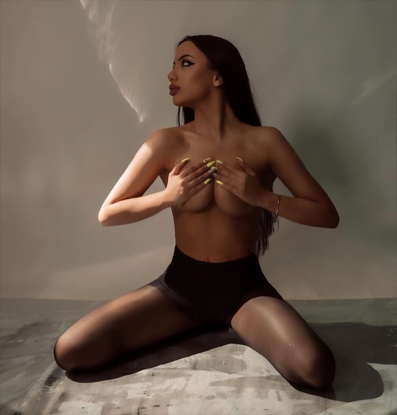 Foto von Inna -100&REAL Haus/Hotelbesuch/ Büro Besuch