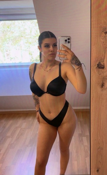 Lena aus Slowenien – Ostfildern photo 2
