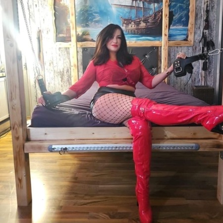 Katrin - deutsche Herrin, Stuttgart