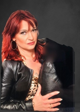 Katrin - deutsche Herrin, Stuttgart