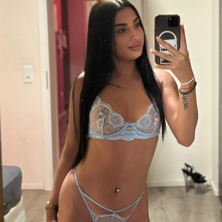 Mia Erotic Massage