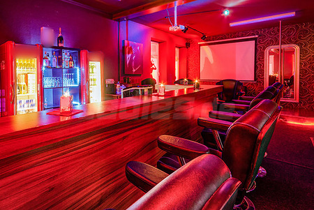 Nachtclub & Bar Zur Alten Waage, Schortens