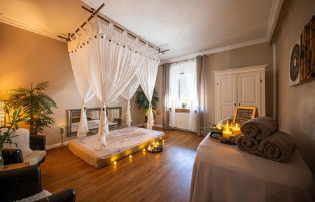 Saloon5 - Sinnliche Massagen, Regensburg