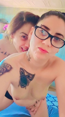 Asya & Suzan, Krefeld