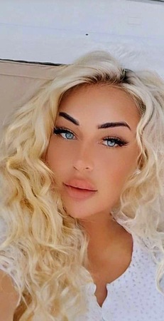 Marie 28, Party und dirty Talk, Hannover