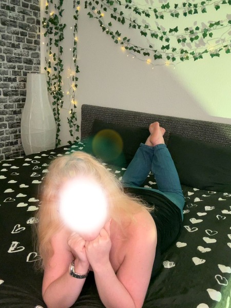 Foto von ATTRAKTIVE MIA