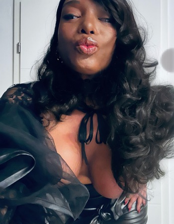 TS P*rnostar, LadiesSTARS