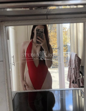 Alisa im Studio Royal, Oldenburg