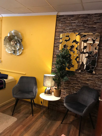 In privater Atmosphäre für den Liebhaber der reifen Lust, München