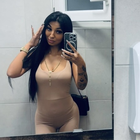 Megan GANZ NEU, Krefeld