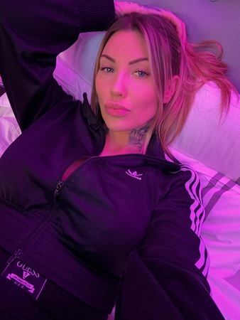 deutsche Victoria, nur Haus und Hotelbesuche, Berlin