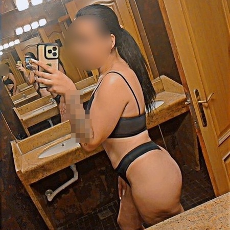 Julia, Singen (Hohentwiel)