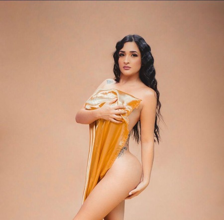 Camila Latina, Frankfurt