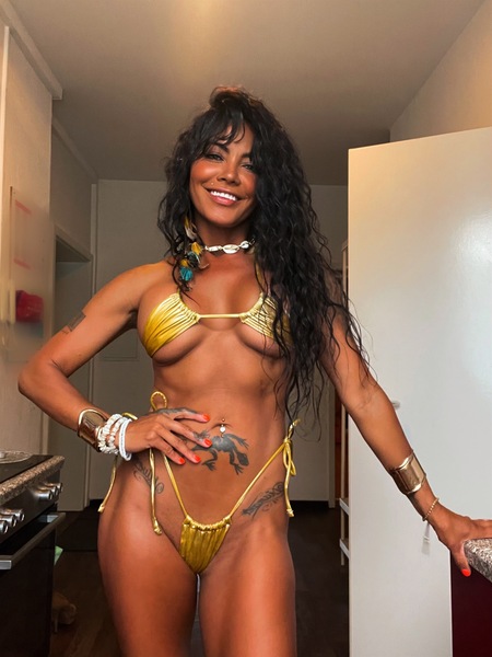 Foto von Naughty_Brazilian