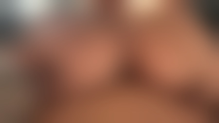 Deutsche Hausfrau gibt dir R*mm*ng und mehr!, Frankfurt am Main