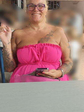 Deutsche Hausfrau gibt dir R*mm*ng und mehr!, Frankfurt am Main