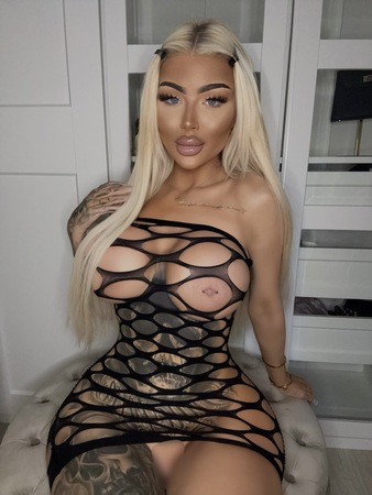 Elaine bis zum 18.02, München