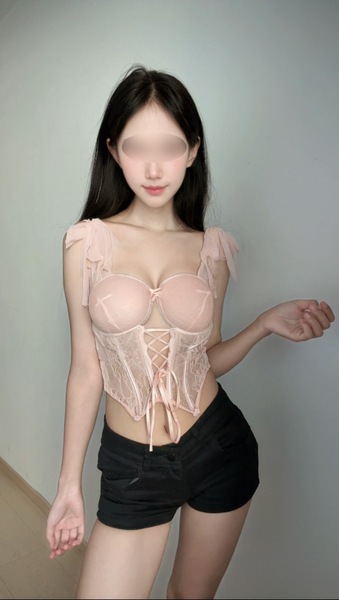 Asia Misaki aus Japan – Neckarsulm photo 3
