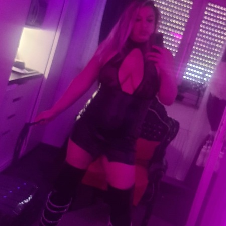 Lady Kelly - DOMINANT KV NS AV DT