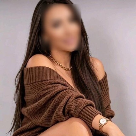 Jasmin bei V.I.P.-Massage, Offenbach am Main